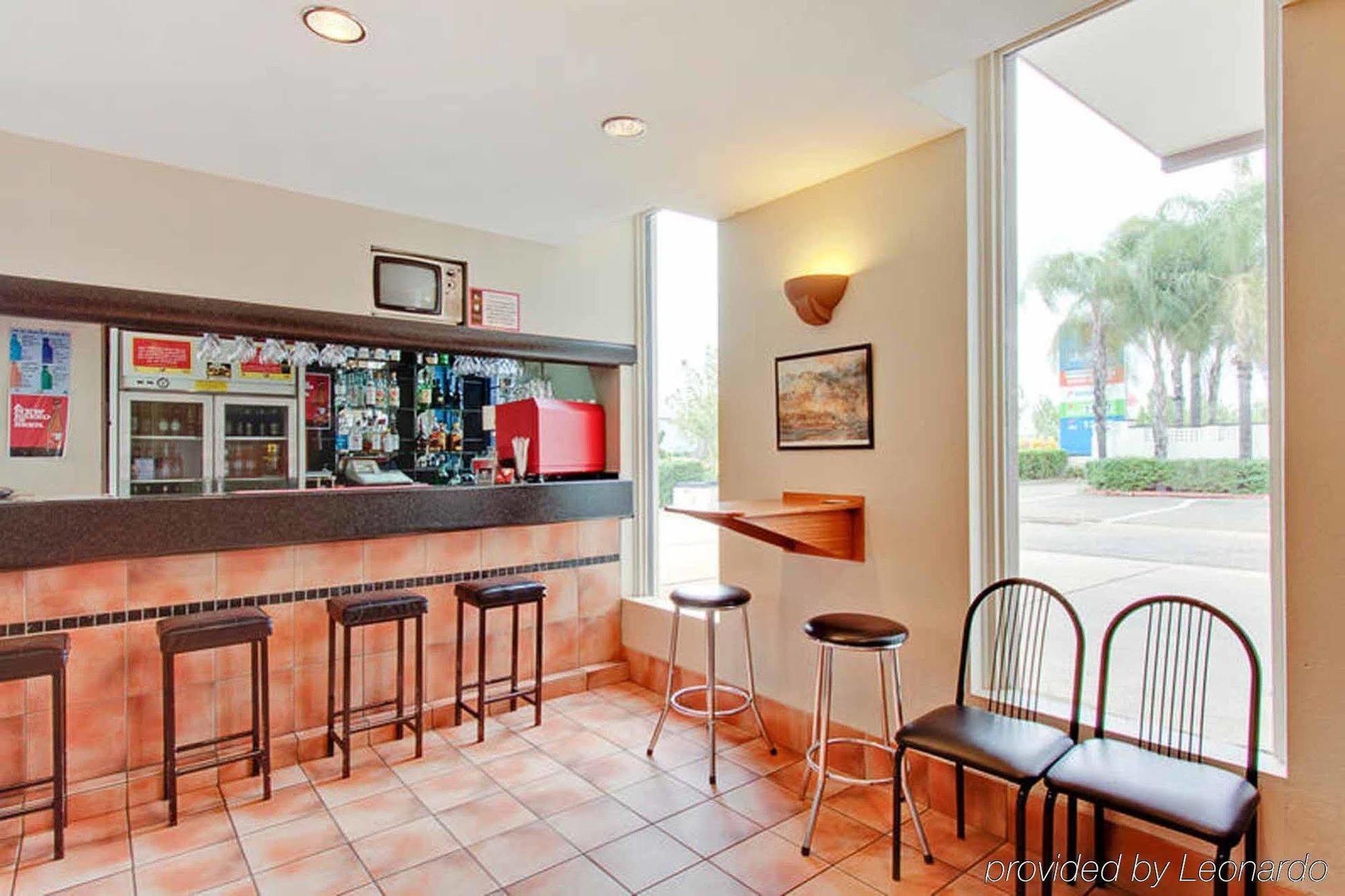 Econo Lodge Griffith Motor Inn Restoran fotoğraf